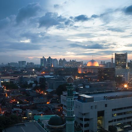 Moevenpick Hotel Jakarta City Centre Exterior foto