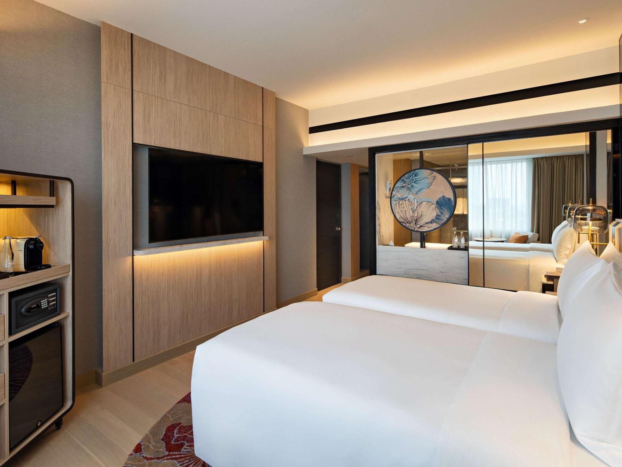 Moevenpick Hotel Jakarta City Centre Exterior foto